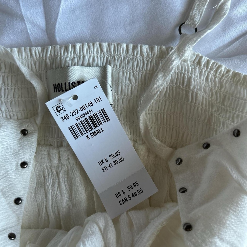 Hollister White Flowy Babydoll Top - Picture 2 of 2